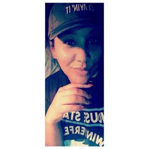 Meet your Posher, Dorcas